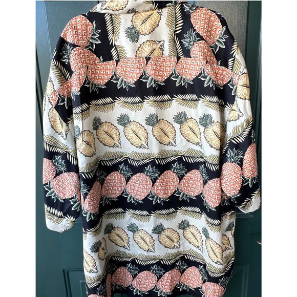 Vintage Tommy Bahama Silk Camp Shirt XL Pineapple Print Islandcore Aloha Tropic - Picture 5 of 8